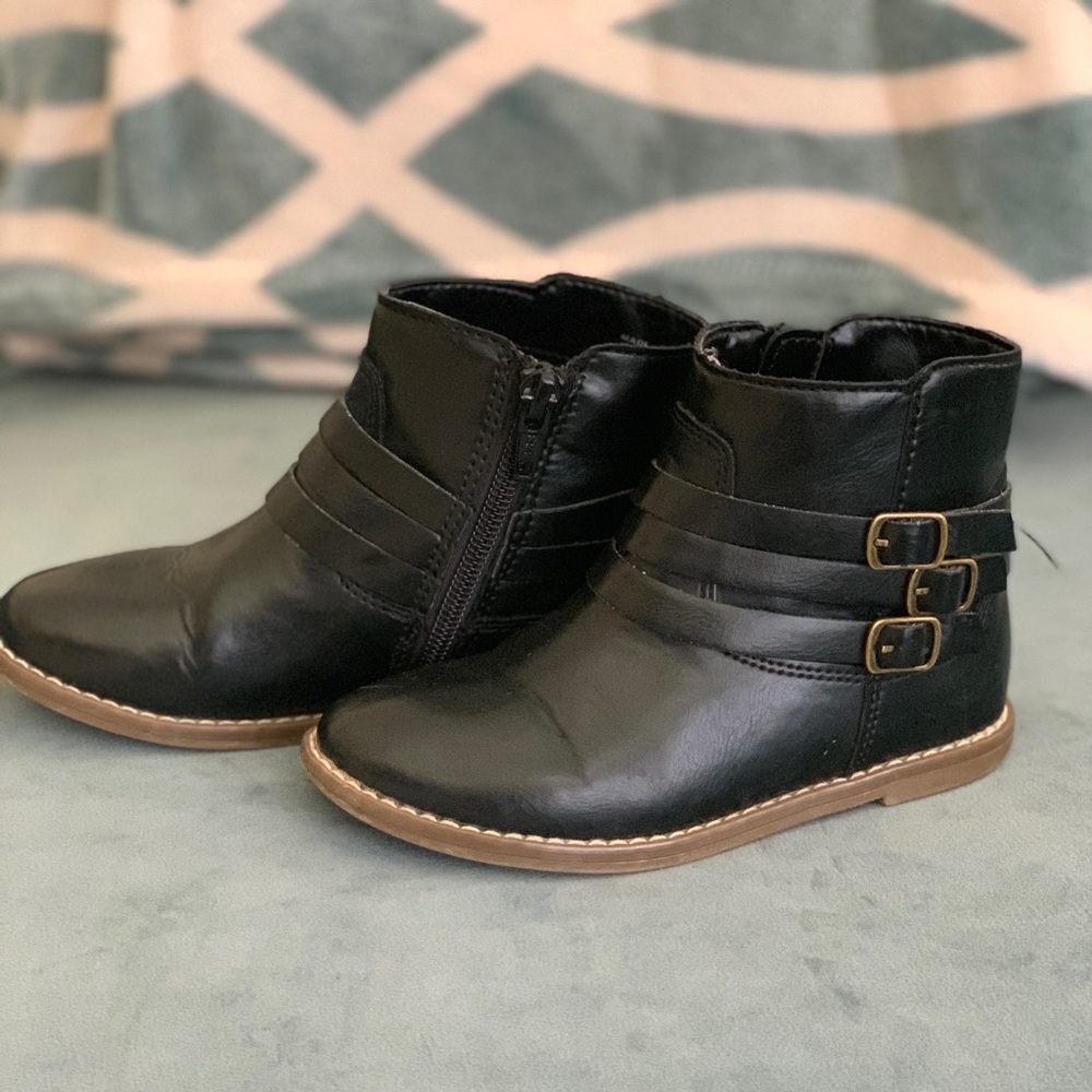 Toddler Girl Leatherette Booties